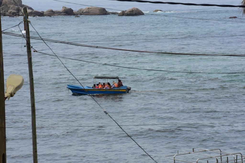 Turtle Bay Hotel Hikkaduwa Bagian luar foto
